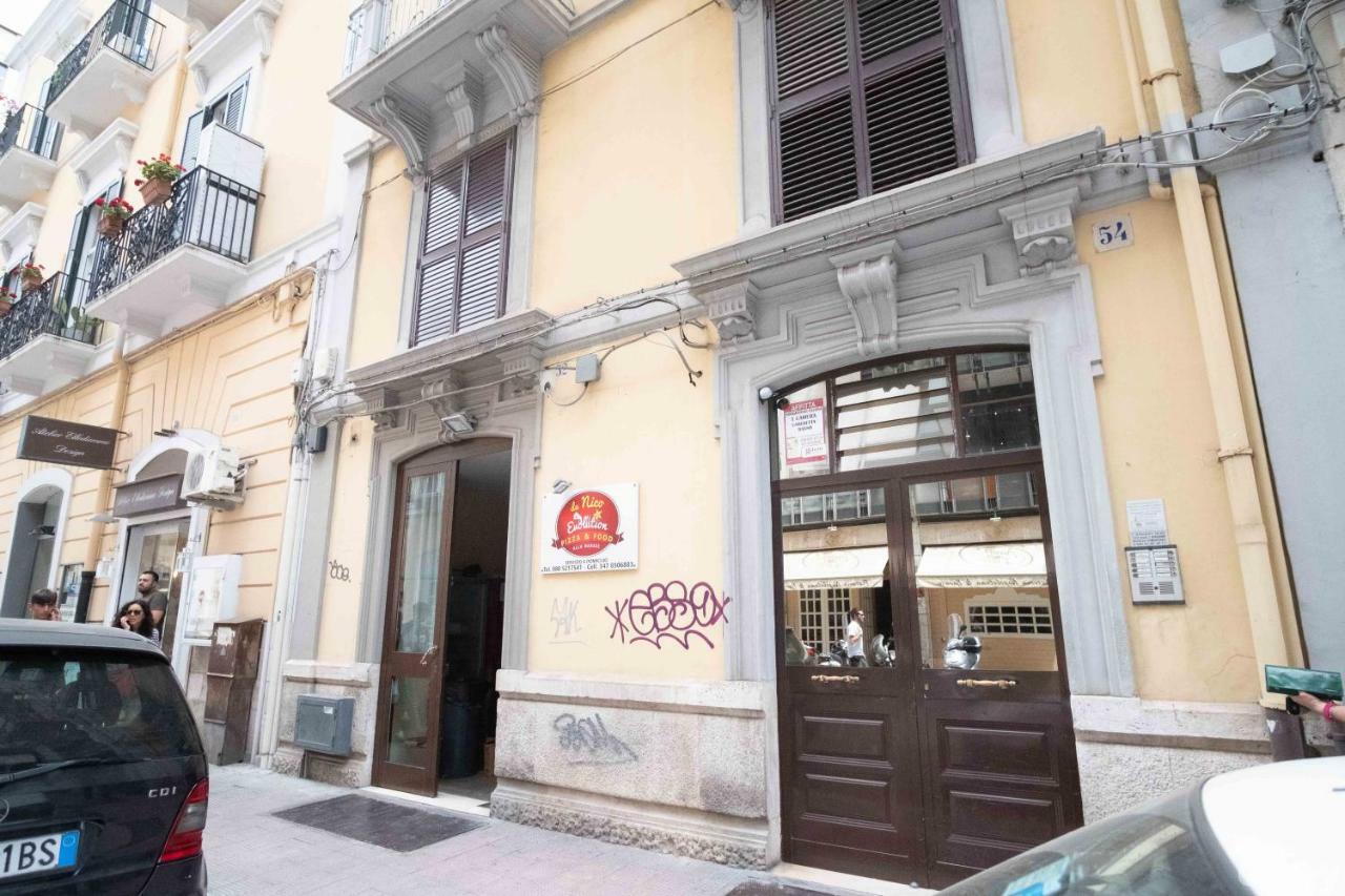 Charme & Chic Studios - Bari Centro Bagian luar foto